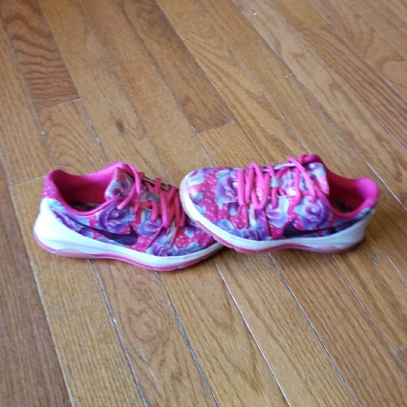 Nike Other - Nike KD 8 Aunt Peral Premium Very Cute Size 11C
